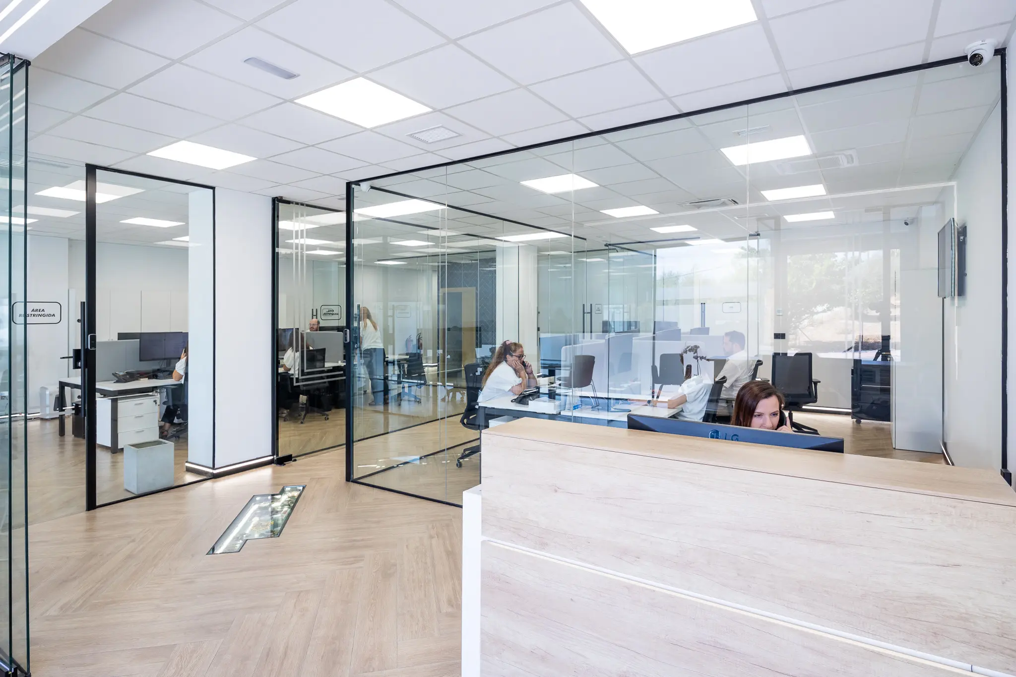 2025_8x8_Oficinas_WEB_023